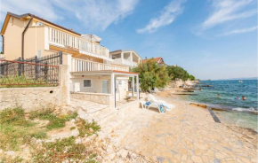2 Bedroom Amazing Apartment In Bibinje